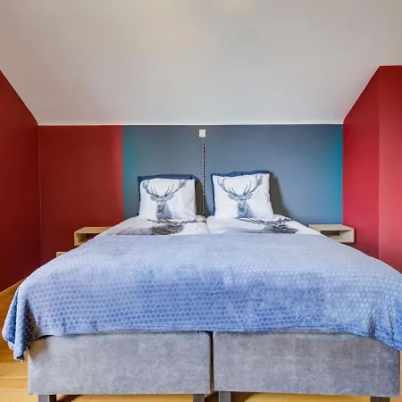 Holiday home Beautiful In With Wellness, Pinball Machine And Relaxation Houffalize